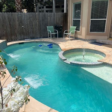 Insperit Home At Galleria With Heated Pool Spa Houston Exteriör bild