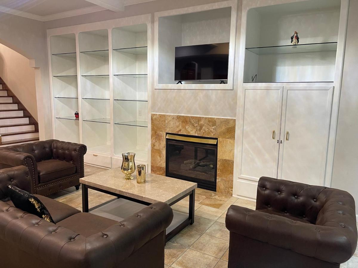 Insperit Home At Galleria With Heated Pool Spa Houston Exteriör bild