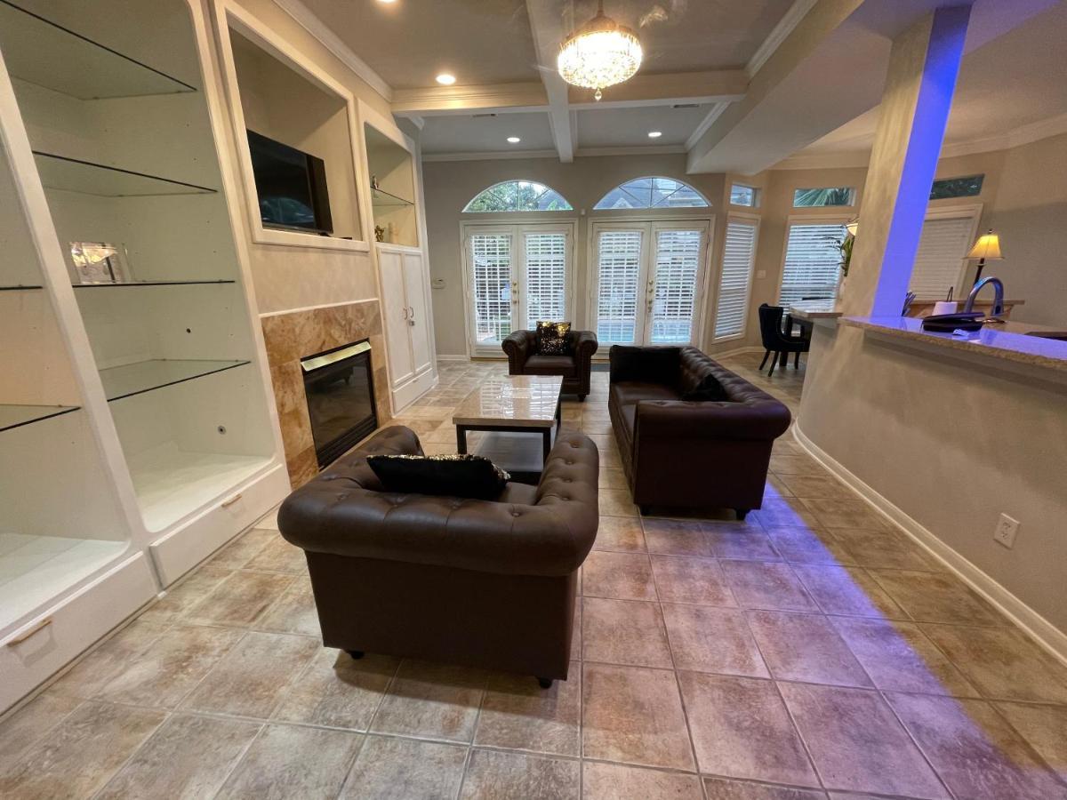 Insperit Home At Galleria With Heated Pool Spa Houston Exteriör bild