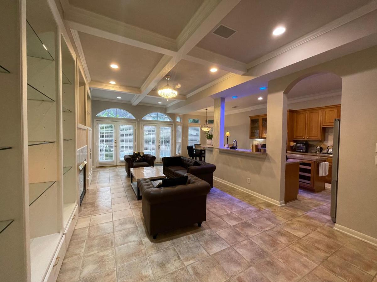 Insperit Home At Galleria With Heated Pool Spa Houston Exteriör bild
