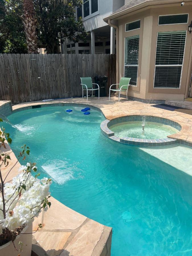 Insperit Home At Galleria With Heated Pool Spa Houston Exteriör bild
