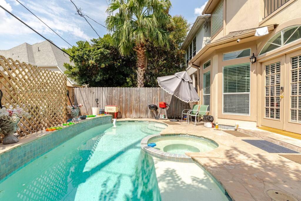 Insperit Home At Galleria With Heated Pool Spa Houston Exteriör bild