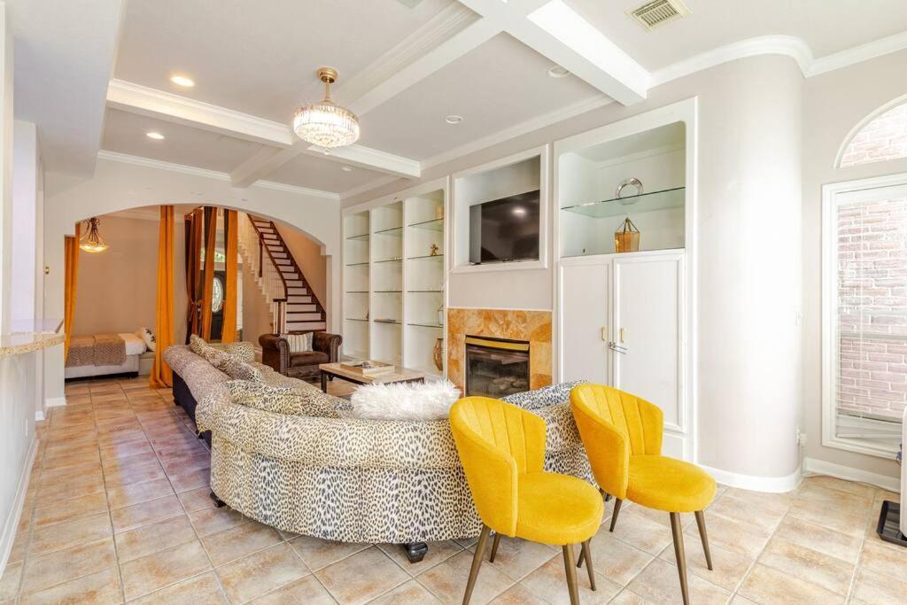 Insperit Home At Galleria With Heated Pool Spa Houston Exteriör bild